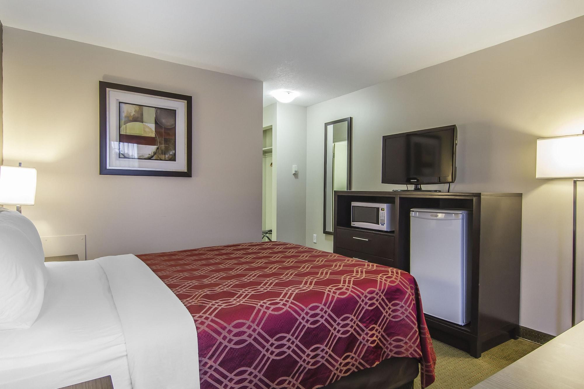 Econo Lodge Inn & Suites Lethbridge Zewnętrze zdjęcie